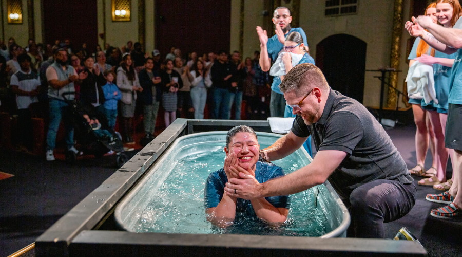 Epikos Church baptism